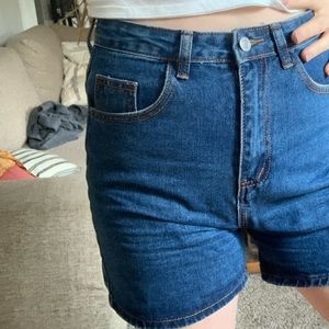 Mom Jean shorts